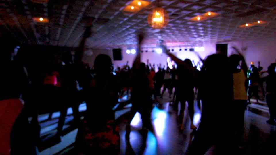 Renita crowd image